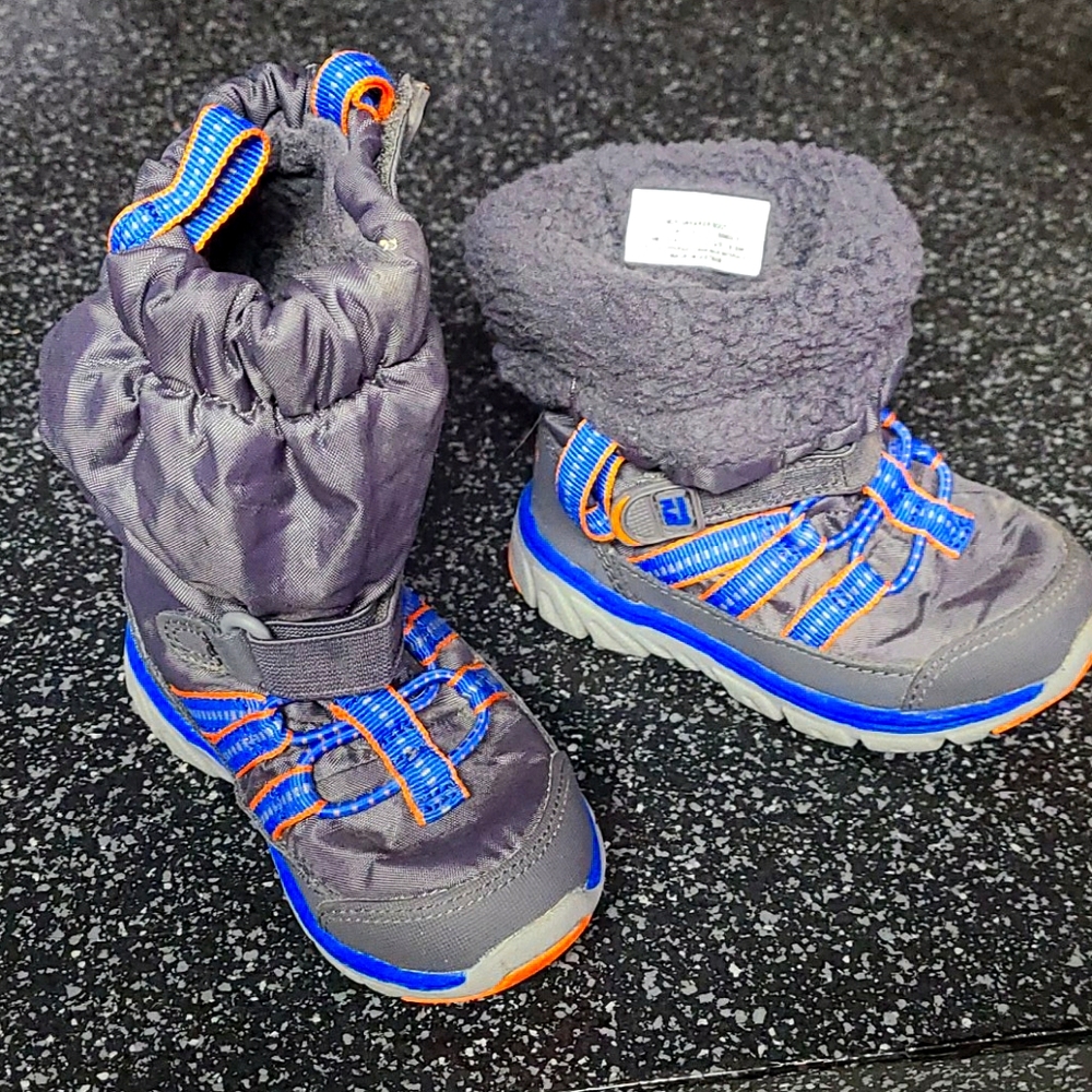Toddler's boots